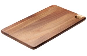 Kave Home Dřevěné servírovací prkénko Sardis 35 x 20 cm